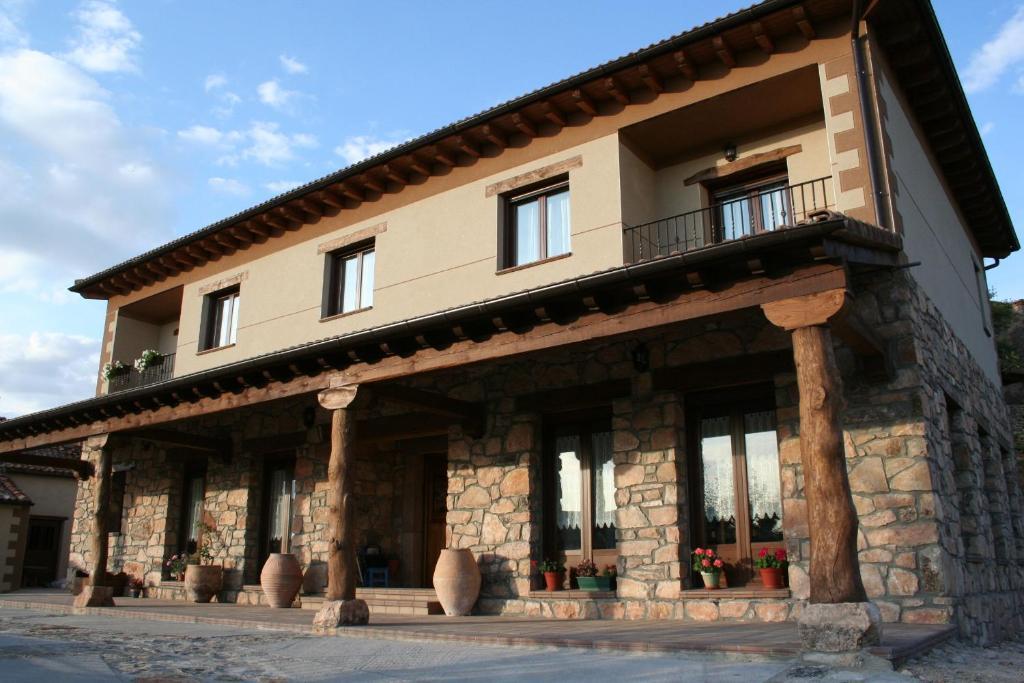 Hotel Los Arrenes De Tarancueña المظهر الخارجي الصورة